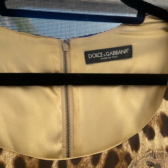 Lace-Trim Leopard-Print Dress. - Picture 2 of 8